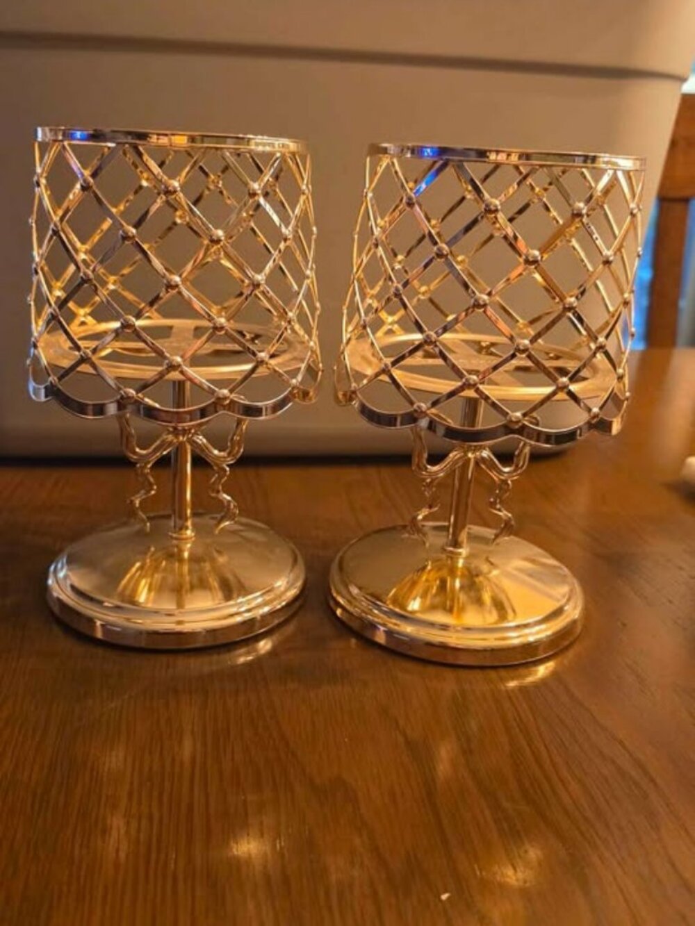 Bath & Body Works Gold coquette Bow Lamp Candle Holder for 3 Wick Candle